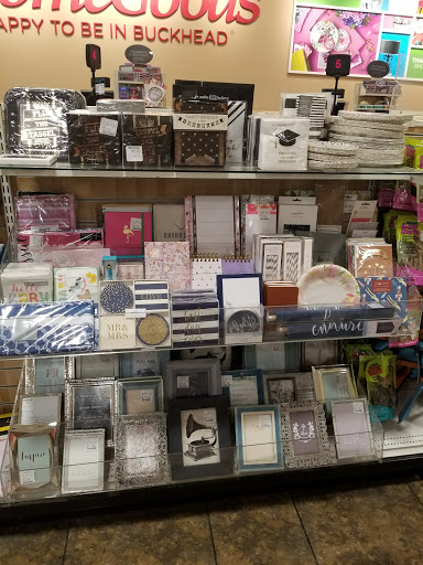 Shopping Mall «Buckhead Crossing Shopping Center», reviews and photos, 2625 Piedmont Rd NE, Atlanta, GA 30324, USA