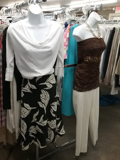 Thrift Store «Shalom Shuk», reviews and photos, 188 N Prospect St, Burlington, VT 05401, USA