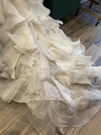 Dry Cleaner «Lapels Dry Cleaning Tampa», reviews and photos, 17503 Preserve Walk Ln, Tampa, FL 33647, USA