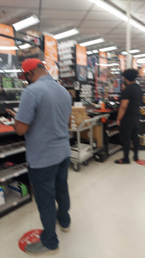 Auto Parts Store «AutoZone», reviews and photos, 333 Warren St, Roxbury, MA 02119, USA