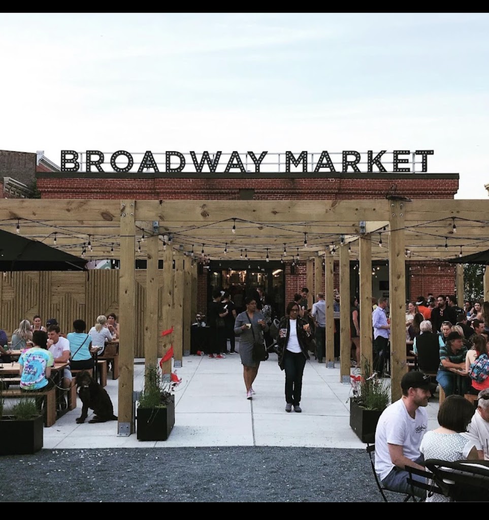 Everest Spice Bar And Grill 21231