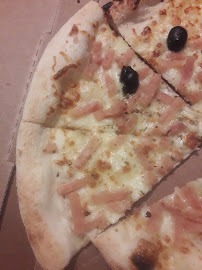Plats et boissons du Pizzeria Eden Pizza Juvignac - n°13
