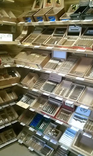 Tobacco Shop «Smoker Friendly Discount Tobacco #15», reviews and photos, 2613 16th St, Bedford, IN 47421, USA