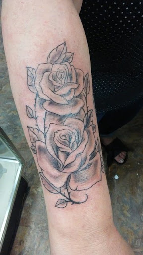 Tattoo Shop «Tattoo the Future», reviews and photos, 1236 E Empire St, Bloomington, IL 61701, USA