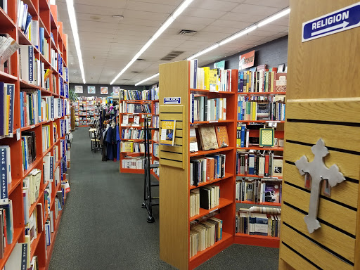 Used Book Store «Bookmans Ina Entertainment Exchange», reviews and photos, 3733 W Ina Rd, Tucson, AZ 85741, USA