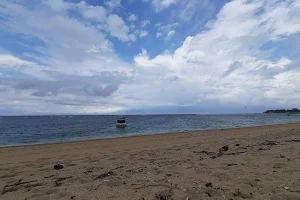 Pantai Sindhu image