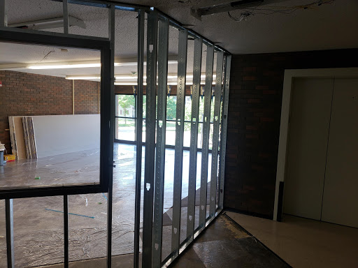 Handyman «Done Done Services LC», reviews and photos, 5001 J St SW b, Cedar Rapids, IA 52404, USA