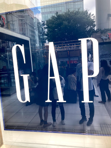 Gapストア 新宿フラッグス店