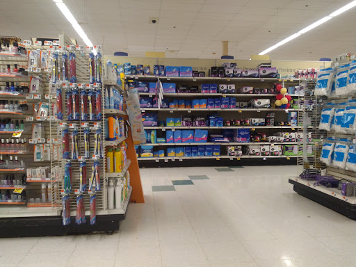 Supermarket «Super Stop & Shop», reviews and photos, 1690 Revere Beach Pkwy, Everett, MA 02149, USA