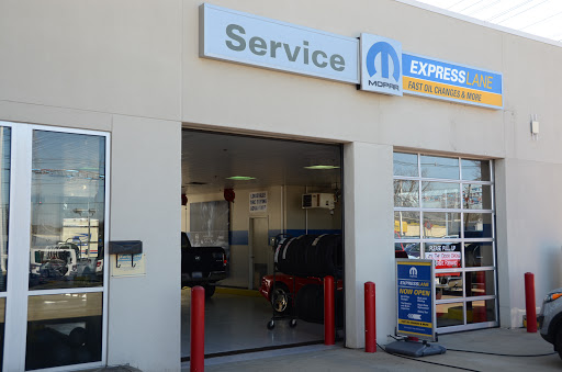 Chrysler Dealer «Louisville Chrysler Dodge Jeep Ram», reviews and photos, 5311 Dixie Hwy, Louisville, KY 40216, USA