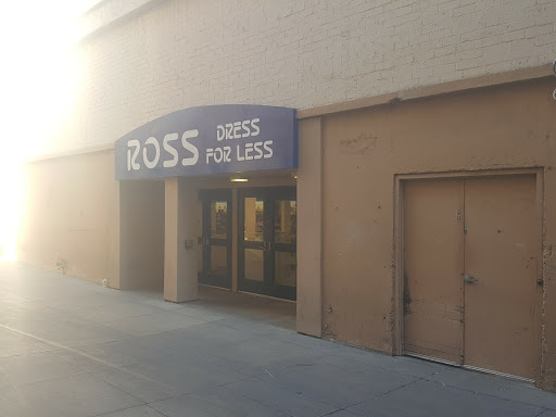 Clothing Store «Ross Dress for Less», reviews and photos, 349 N San Fernando Blvd, Burbank, CA 91502, USA