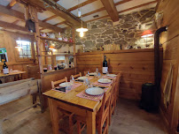 Atmosphère du Restaurant La Manouille à La Salle-les-Alpes - n°13