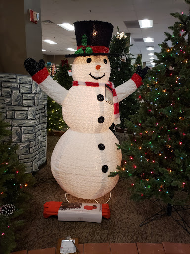 Store «Seasonal Specialty Stores», reviews and photos, 113 Washington St, Foxborough, MA 02035, USA