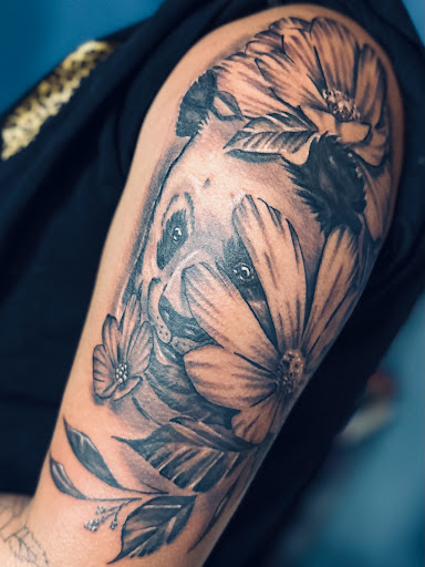 Explore henna tattoo ideas simple, creative tattoo ideas in Abilene, available at Lino Ink Tattoo Studio