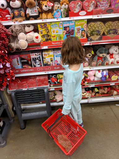 Grocery Store «Hannaford Supermarket», reviews and photos, 65 Gray Rd, Falmouth, ME 04105, USA