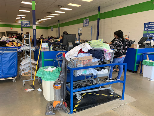 Thrift Store «Goodwill Store, Outlet Center & Donation Center», reviews and photos, 571 Hepburn Rd, Avondale, PA 19311, USA