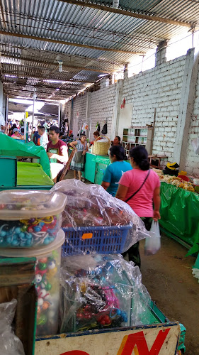 Opiniones de Mercado Nazareth en La Esperanza - Mercado