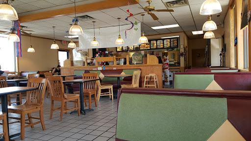 Shopping Mall «Crossroads Shopping Center», reviews and photos, 1525 U.S. 41, Schererville, IN 46375, USA