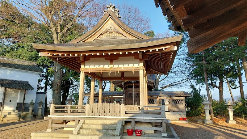 諏訪神社