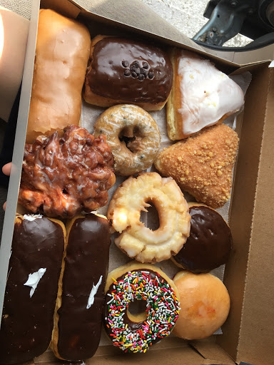 Donut Shop «King Donuts», reviews and photos, 1019 Cumberland Falls Hwy c134, Corbin, KY 40701, USA