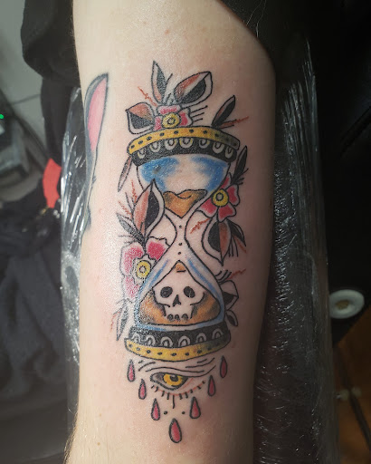 Tattoo Shop «A.S.G. Ink - American Skin Graphics», reviews and photos, 858 W Lincolnway #1A, Valparaiso, IN 46385, USA