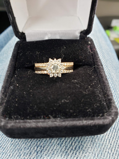 Jeweler «Benton Fine Jewelry & Repair», reviews and photos, 233 W Crogan St # B, Lawrenceville, GA 30046, USA