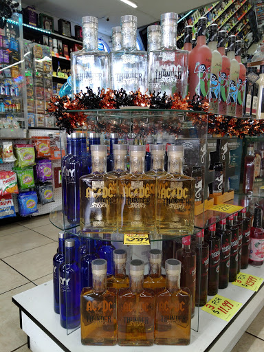 Liquor Store «Tic Tac Liquor Store», reviews and photos, 10703 La Mirada Blvd, Whittier, CA 90604, USA