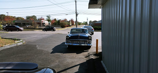 Liquor Store «Springfield Discount Liquor», reviews and photos, 1423 E Kearney St, Springfield, MO 65803, USA