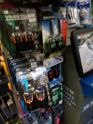 Sporting Goods Store «Big 5 Sporting Goods - Wilshire», reviews and photos, 6601 Wilshire Blvd, Los Angeles, CA 90048, USA