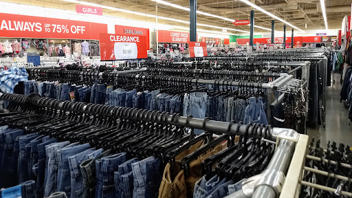 Shopping Mall «North Bend Premium Outlets», reviews and photos, 461 S Fork Ave SW, North Bend, WA 98045, USA