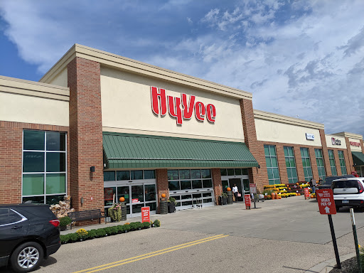 7180 10th St N, Oakdale, MN 55128, USA