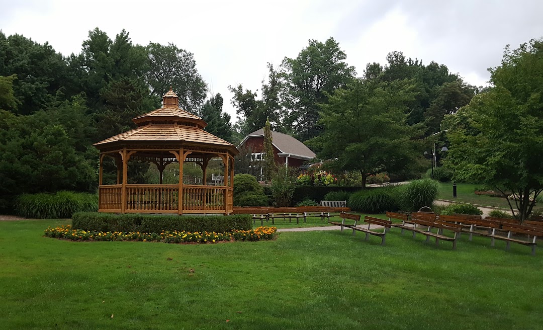 Davis Johnson Gardens in the city Tenafly