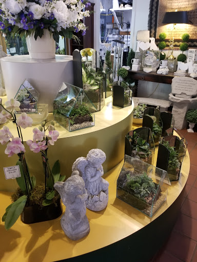 Florist «Thrifty Florist», reviews and photos, 211 S Telegraph Rd, Pontiac, MI 48341, USA