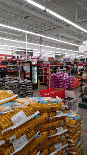 Home Improvement Store «Tractor Supply Co.», reviews and photos, 3000 Van Horn Rd, Trenton, MI 48183, USA