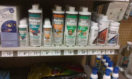 Pet Supply Store «Petco Animal Supplies», reviews and photos, 1145 N Hermitage Rd, Hermitage, PA 16148, USA