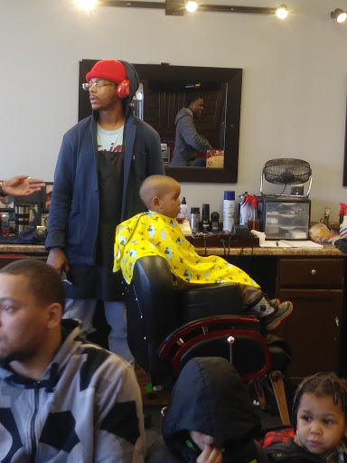 Barber Shop «Clientele Barbershop», reviews and photos, 707 42nd Ave N, Minneapolis, MN 55412, USA