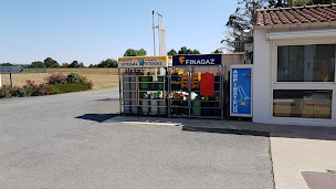 Photo n°2 de Picoty Ouest - Granulés/Bois/Pellets/Combustibles/Fioul/Carburants à Antigny ()