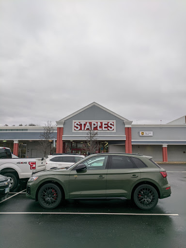 Office Supply Store «Staples», reviews and photos, 20 Portsmouth Ave, Stratham, NH 03885, USA