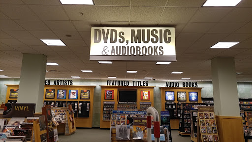 Book Store «Barnes & Noble», reviews and photos, 7200 Harrison Ste 5 #5, Rockford, IL 61112, USA