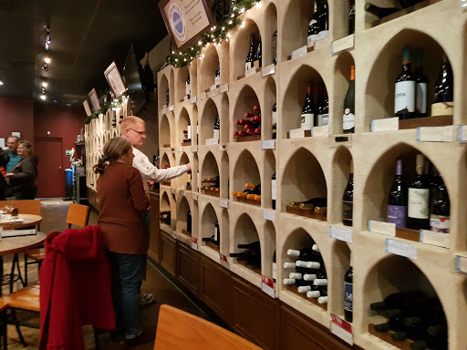 Wine Bar «WineStyles of Montclair», reviews and photos, 4394 Kevin Walker Dr, Montclair, VA 22025, USA