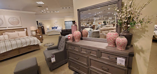 Furniture Store «Havertys Furniture», reviews and photos, 645 FL-436, Altamonte Springs, FL 32714, USA