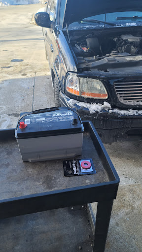 Auto Parts Store «Advance Auto Parts», reviews and photos, 1387 Lee St #400, Des Plaines, IL 60018, USA