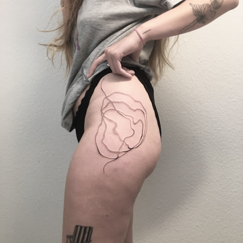 judski – atelier tatouage / graphisme - Tattoostudio