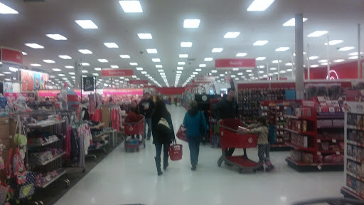 Department Store «Target», reviews and photos, 620 George Washington Hwy, Lincoln, RI 02865, USA