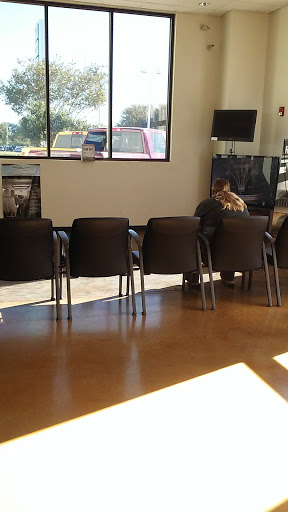 Car Dealer «Lone Star Chrysler Dodge Jeep Ram», reviews and photos, 8811 I-35, San Antonio, TX 78211, USA