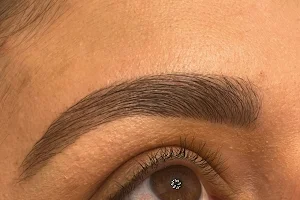 Rachael Smith Brows image