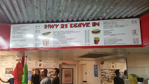 Drive-in Movie Theater «Highway 21 Drive In Movie Theater», reviews and photos, 55 Parker Dr, Beaufort, SC 29906, USA