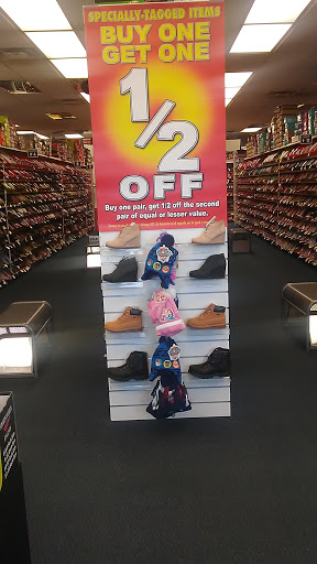 Shoe Store «Shoe Show», reviews and photos, 4438 The Plaza # A, Charlotte, NC 28215, USA