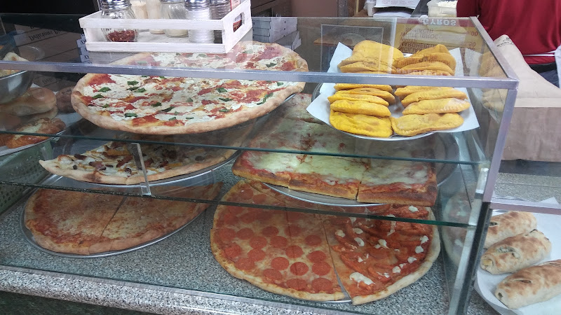 #3 best pizza place in Paterson - Ellison Pizza & Deli