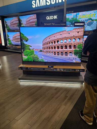 Electronics Store «Best Buy», reviews and photos, 1900 E Rio Salado Pkwy, Tempe, AZ 85281, USA